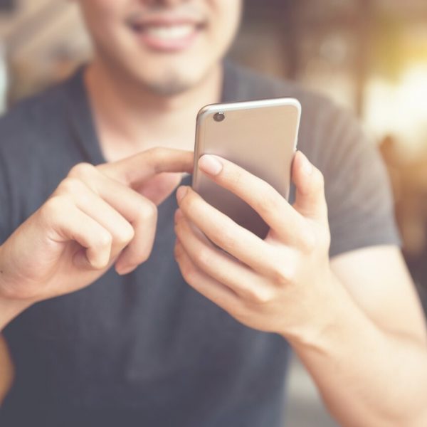 7 Apps to Download to Get the Most Out of Your Phone